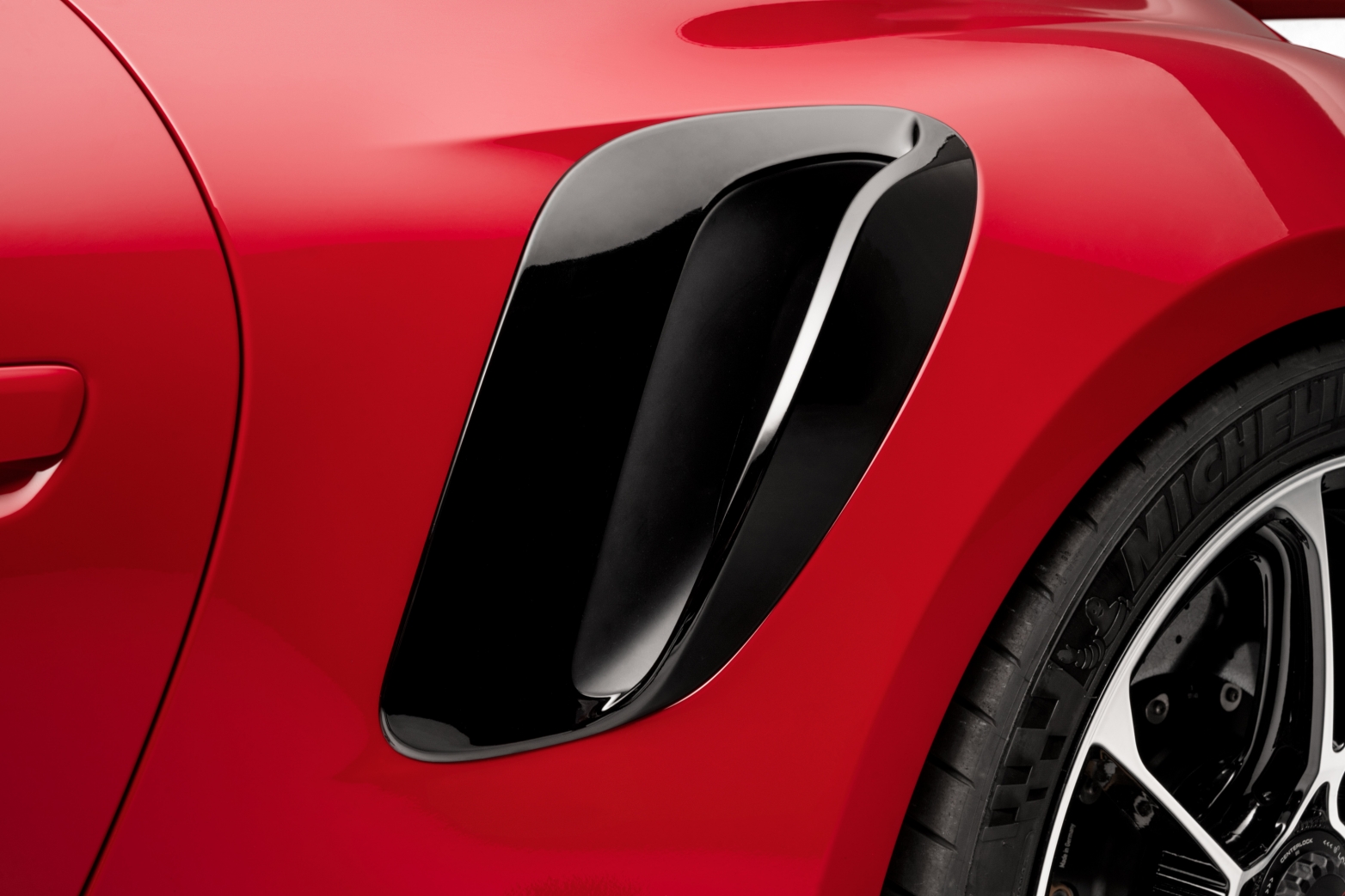 TA_092_Turbo_Detail_EXT_06-large-17--v.jpg