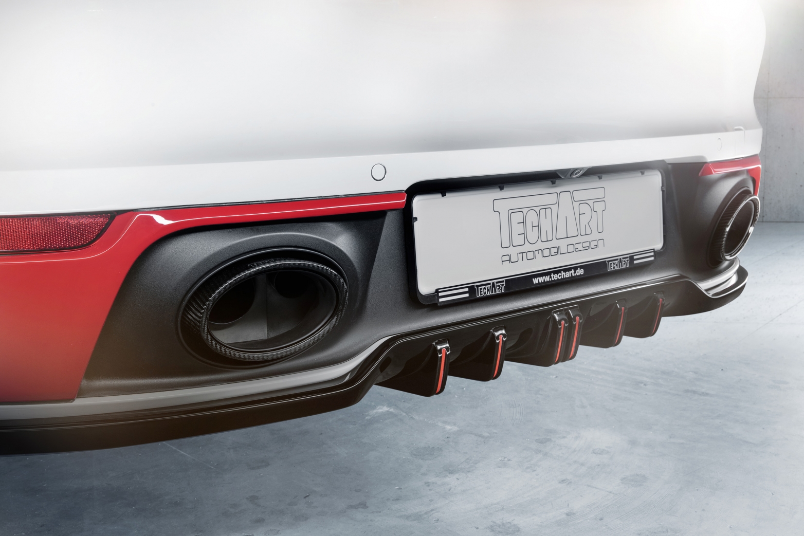 TECHART_092_chalk_EXT_15-large-11--v.jpg