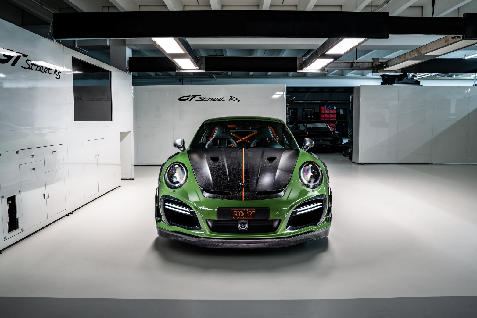 TECHART_GTstreetRS_03-large-33--v.jpg
